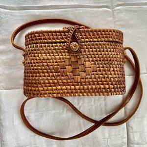 Handmade Rattan Camera Shoulder Bag – Boho Crossbody